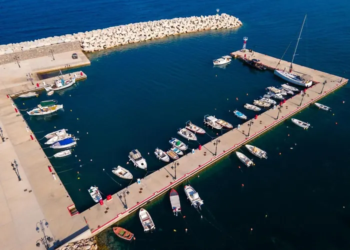 Elegant Dream * Agia Anna (Evia)